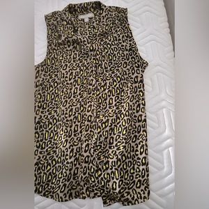 Banana republic- sleeveless top